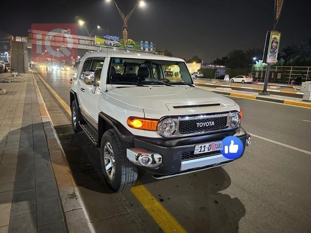 تويوتا إف جي كروزر